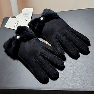 UGG Shearling and Suede Bow Gloves